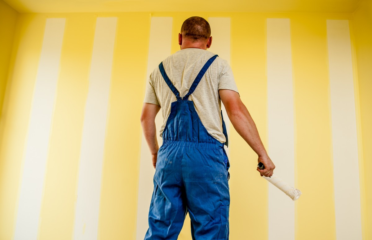 Pintura Amarilla Hombre